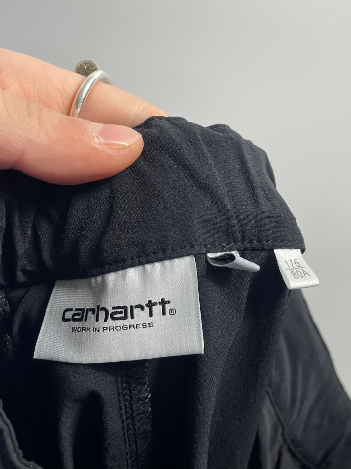 칼하트 wip 나일론 카고 팬츠 (onp.33) 상품이미지7