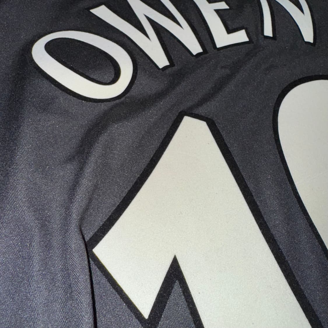 02-03  UEFA 챔피언스 리그 리버풀 마이클 오언 어웨이 유니폼 상품이미지9