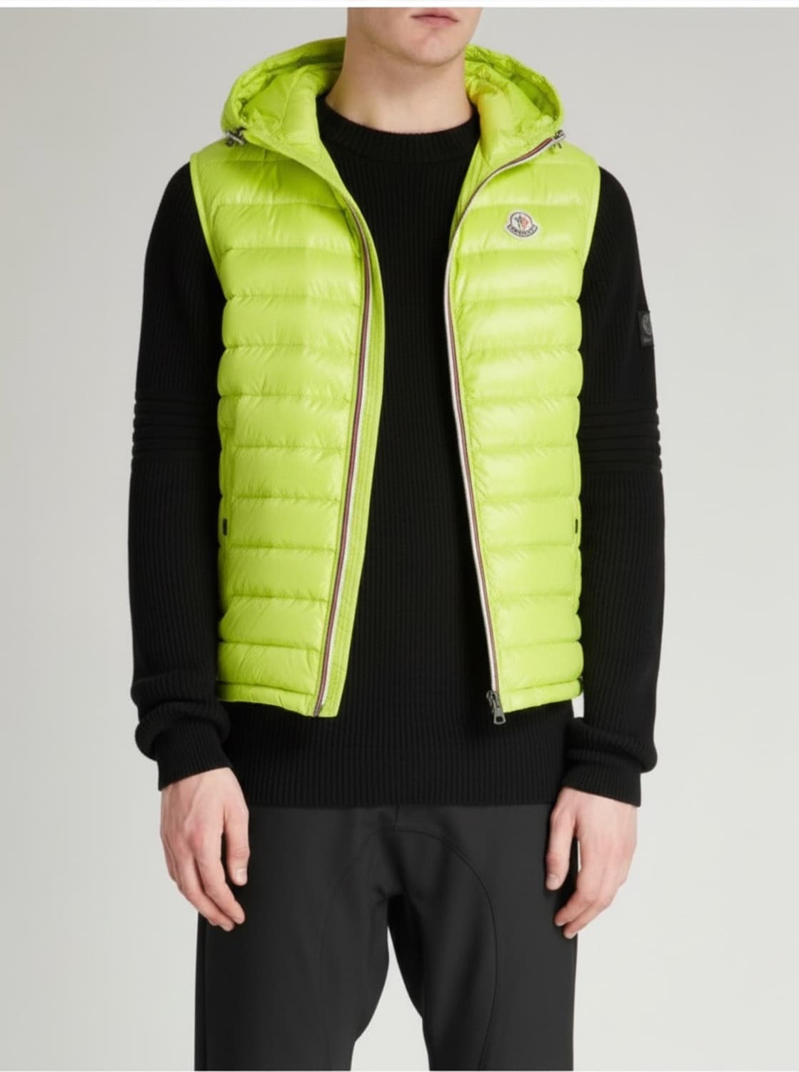 몽클레어 지앙 후드 다운 경량 베스트집업 ㅡ 105사이즈 상품이미지2