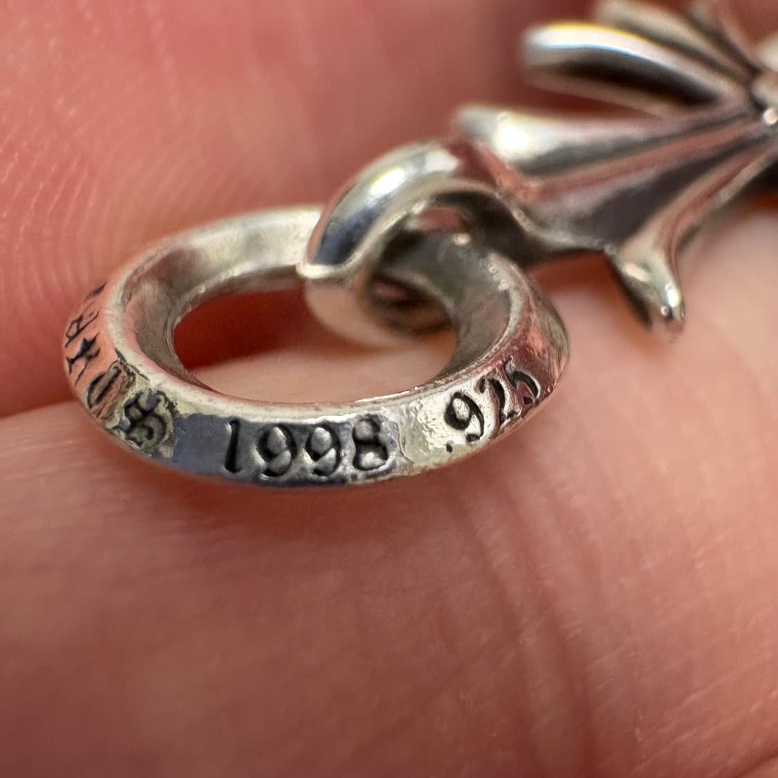 크롬하츠 타이니 크로스 펜던트 상품이미지5