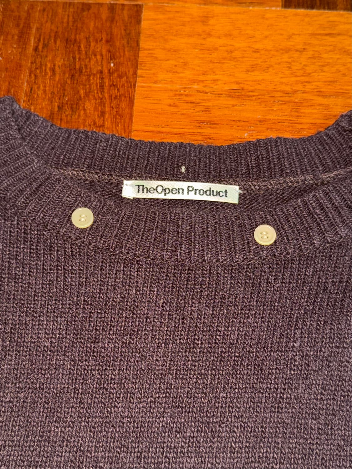 더오픈 프로덕트 브라운 컬러 니트 상품이미지3