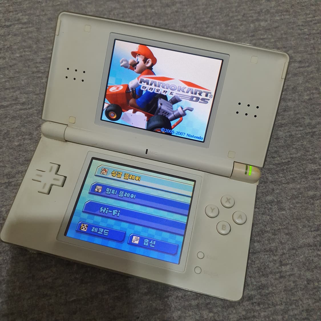닌텐도 DS lite 게임기와 마리오카트ds팩 상품이미지8