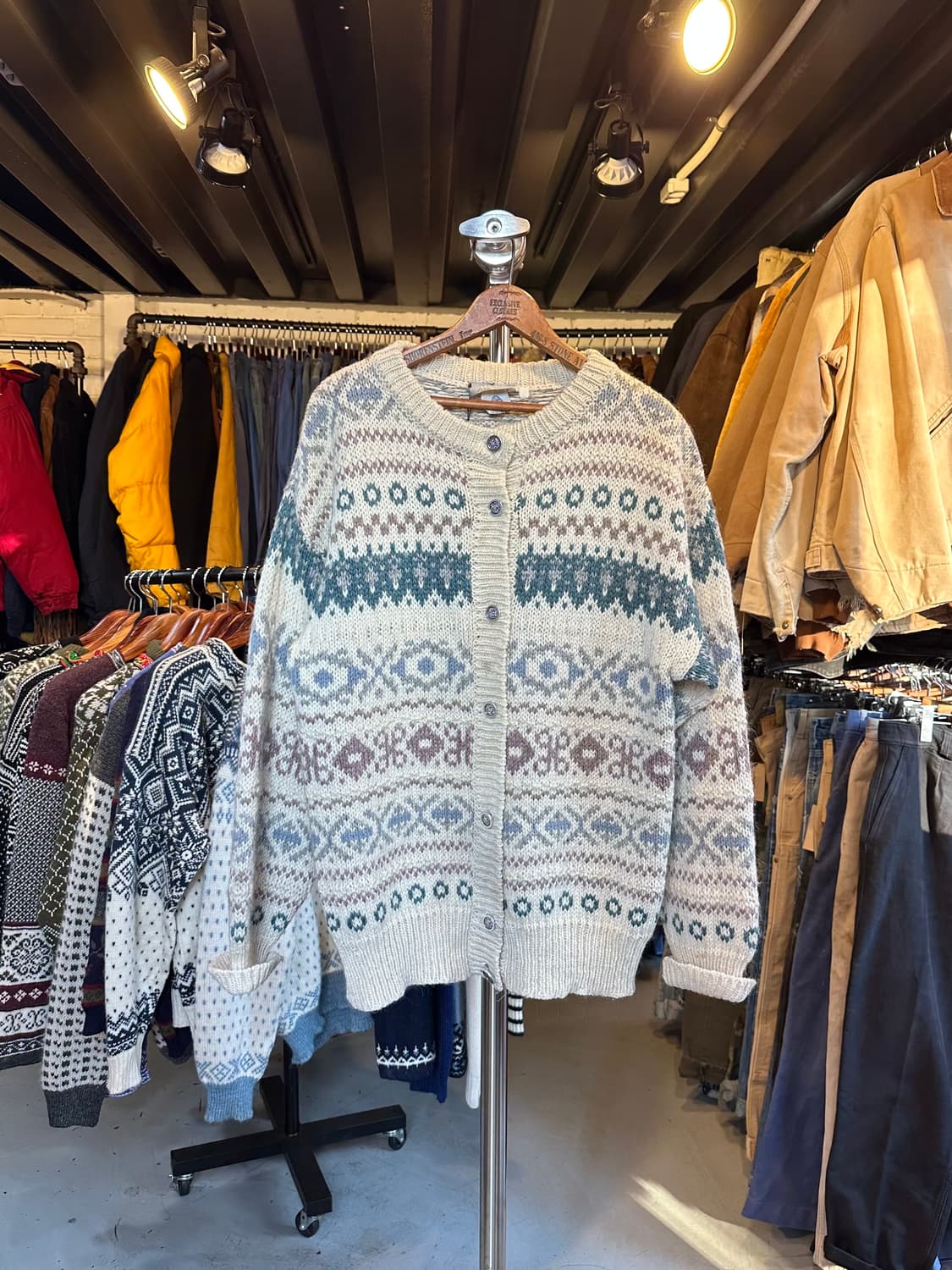 유럽발 Moffat Woollens 헤비 울 에스닉 가디건 상품이미지1