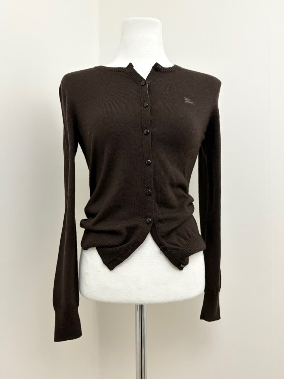 버버리 블루라벨 브라운 가디건 상품이미지3