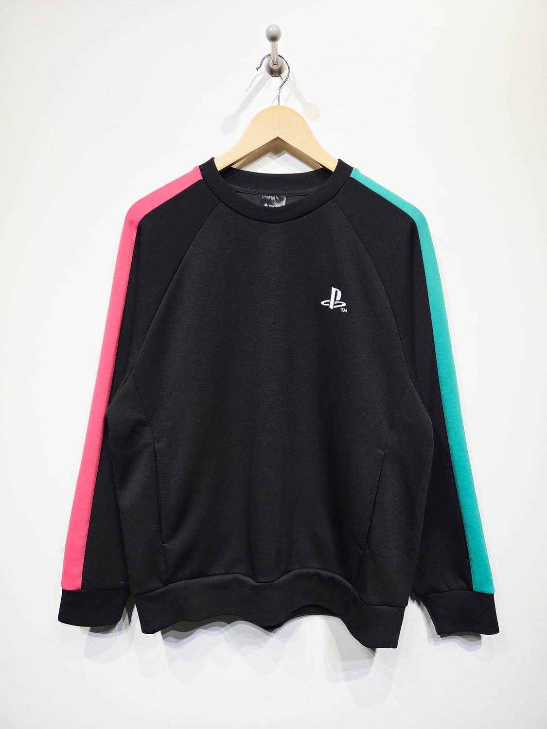 GU X 플레이스테이션 PS 블랙 컬러 스웻셔츠_S 상품이미지2