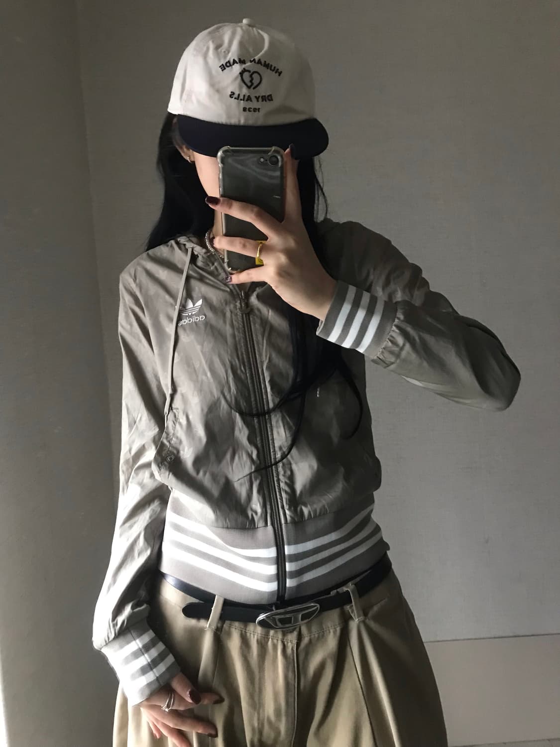 아디다스 카키 바람막이 상품이미지1