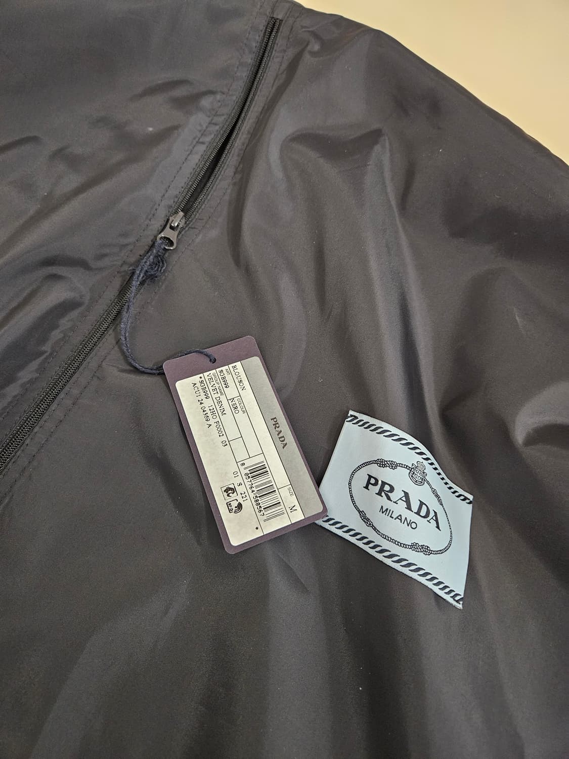 프라다 벨벳 블루종 자켓 M 사이즈 상품이미지5