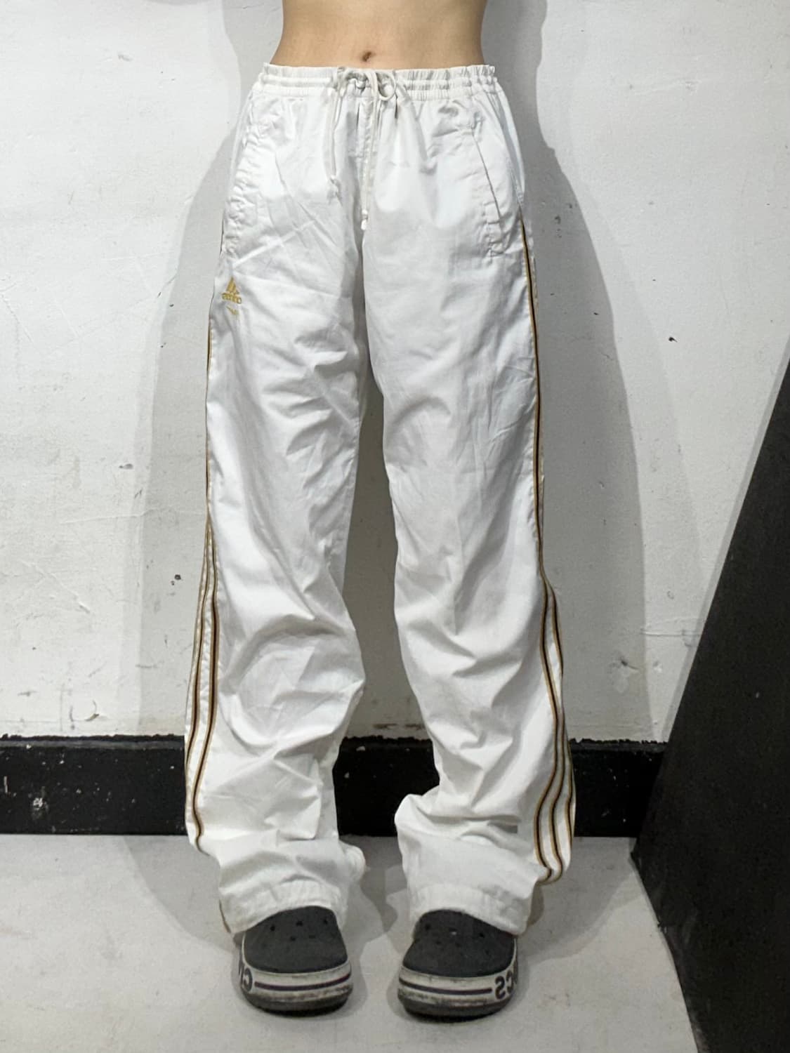아디다스 화이트 골드 삼선 와이드 트랙 팬츠 추리닝 바지 M 상품이미지2