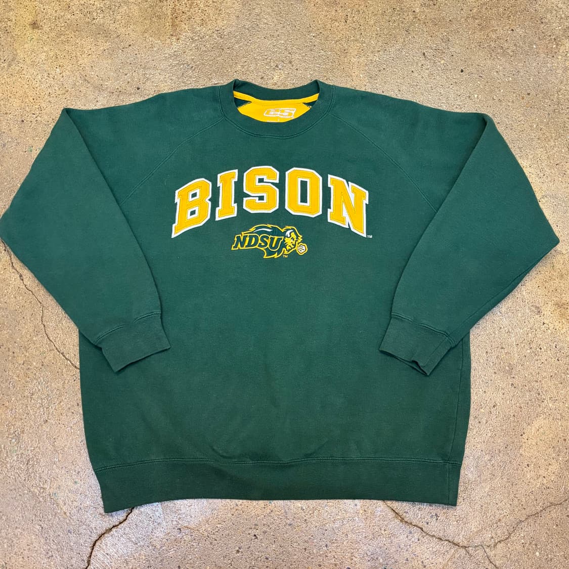 00s 미국 빈티지 BISON 맨투맨 상품이미지1