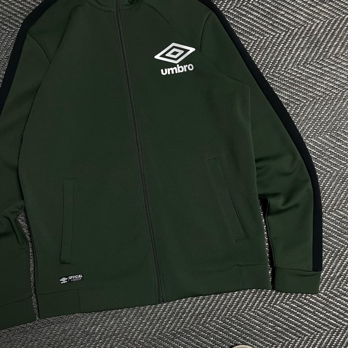 엄브로 솔퍼드 시티 빅로고 풋볼 트랙 자켓y 5183 상품이미지5