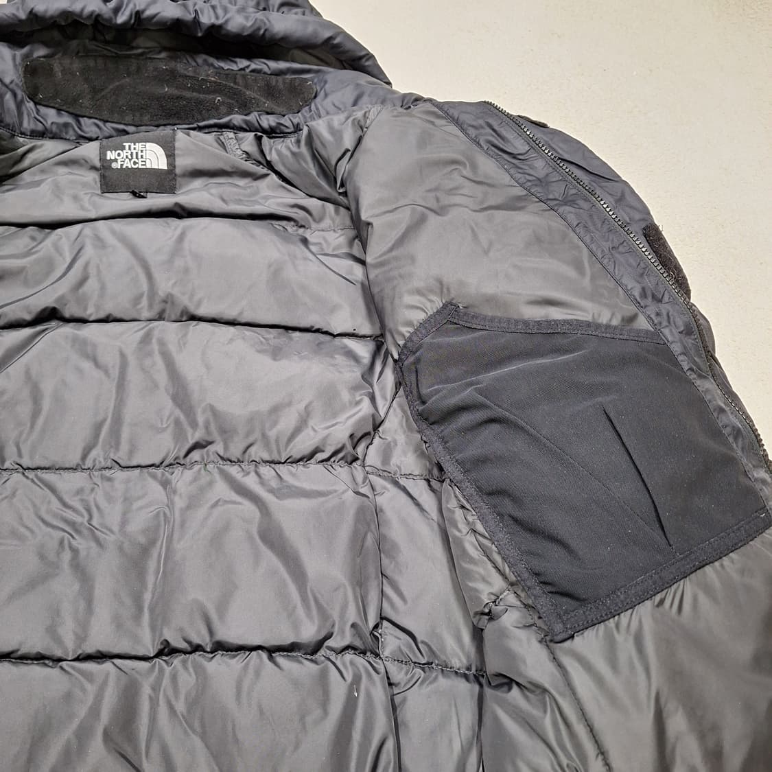 노스페이스  구스다운L(세탁완료) 상품이미지5