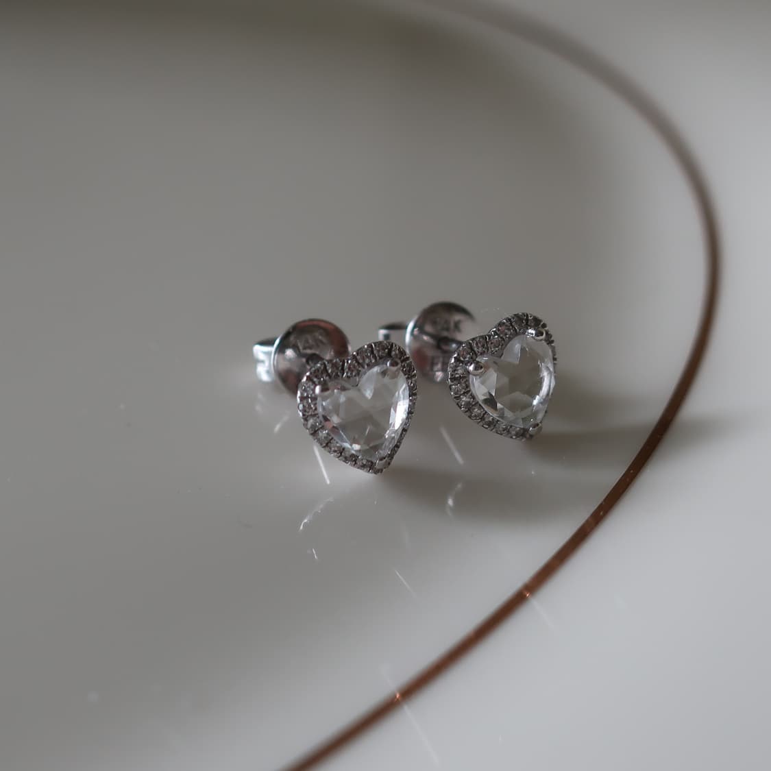 14k 백수정 다이아몬드 하트 귀걸이 상품이미지3
