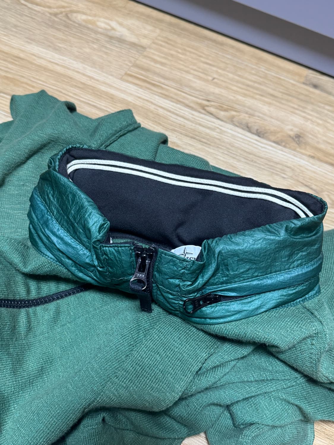 스톤아일랜드 나일론 후드 집업 상품이미지6