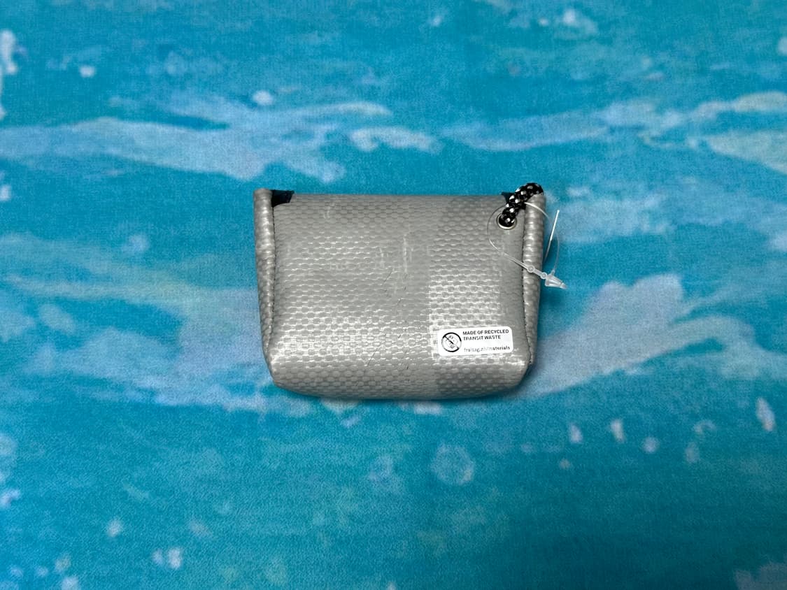 (NEW) 프라이탁 새상품 미니 키링 에어팟 파우치 판매 상품이미지2