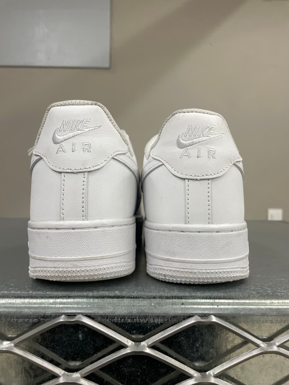 나이키 에어포스 1 로우 화이트 280 상품이미지3