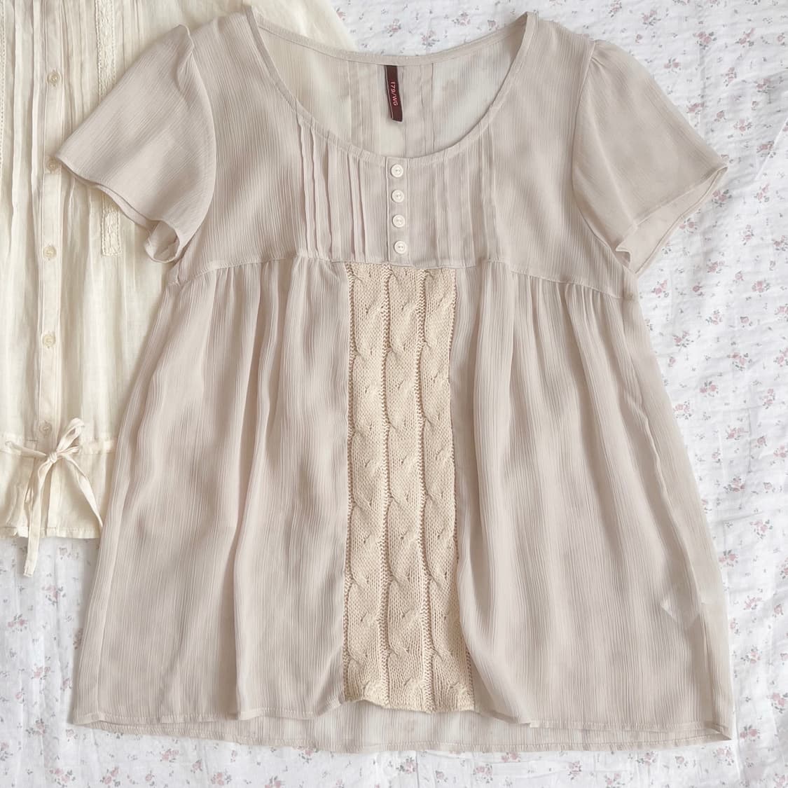 모리블라우스 상품이미지1