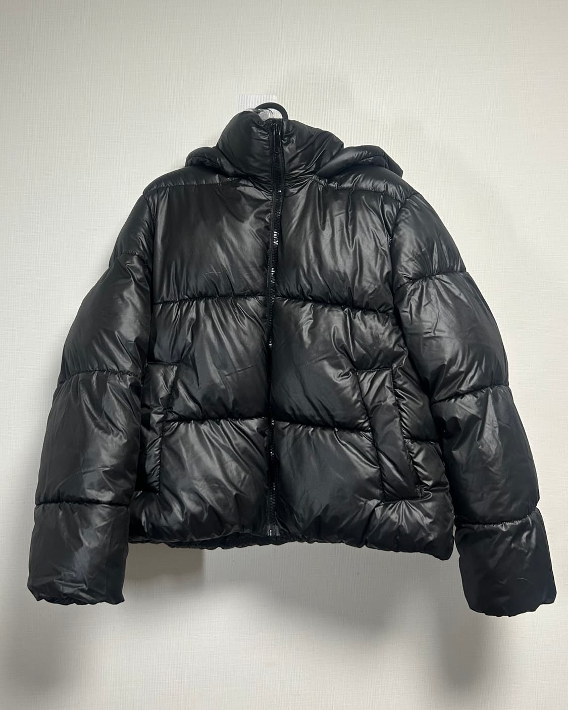 H&M 블랙유광패딩 상품이미지1