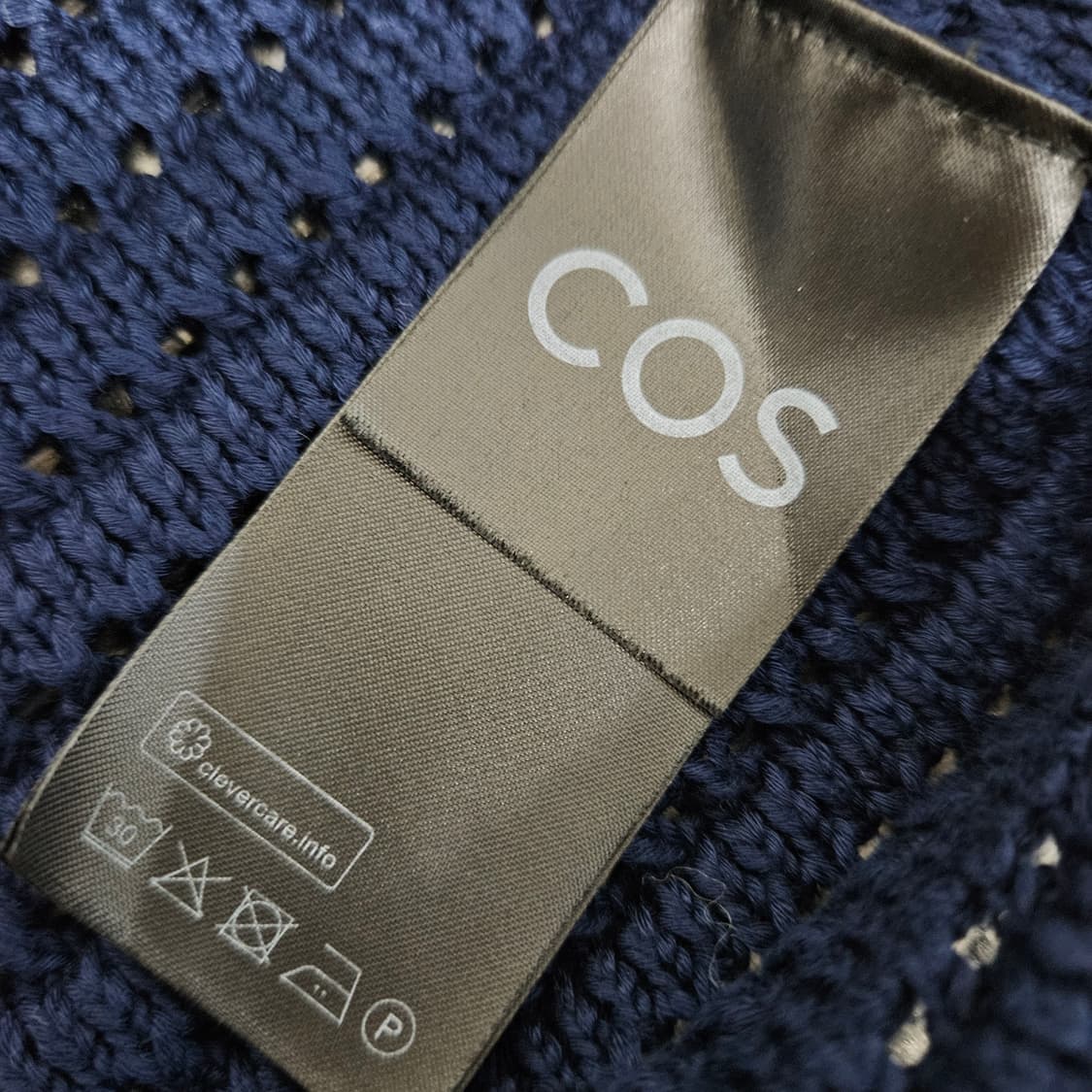 COS 코스 펀칭 반팔 니트티 남자100 상품이미지5