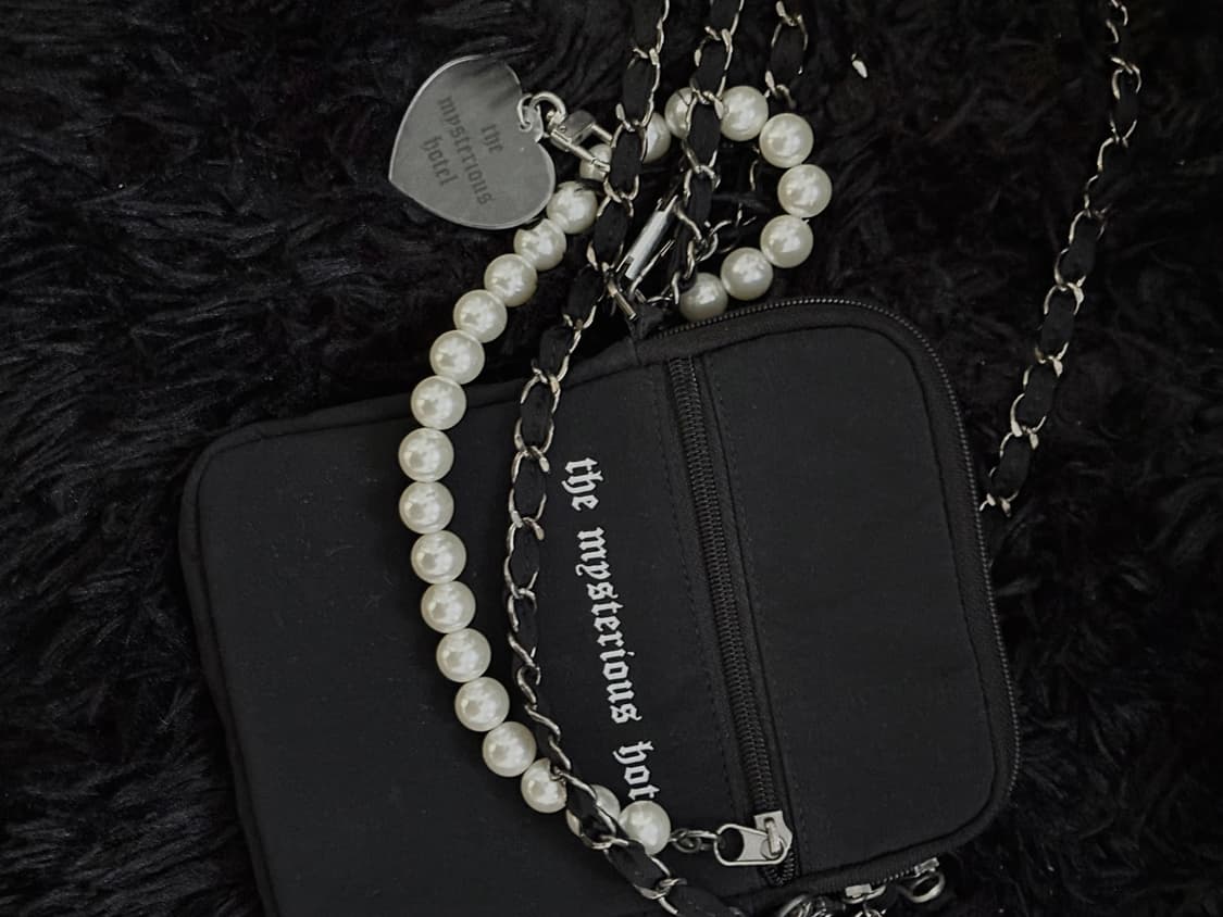 미스테리어스호텔 PEARL SPORTY BAG 상품이미지1