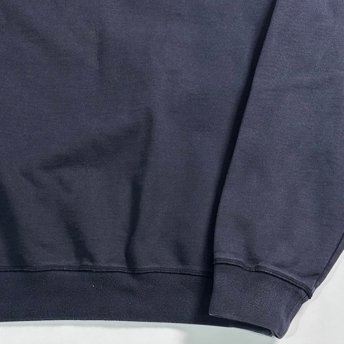 우영미 백 로고 맨투맨 상품이미지5