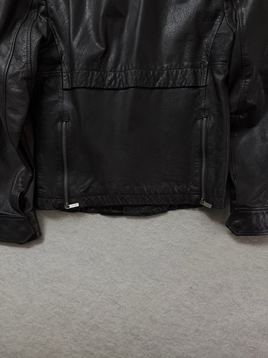 코데즈컴바인 비대칭 카우레더자켓 상품이미지8