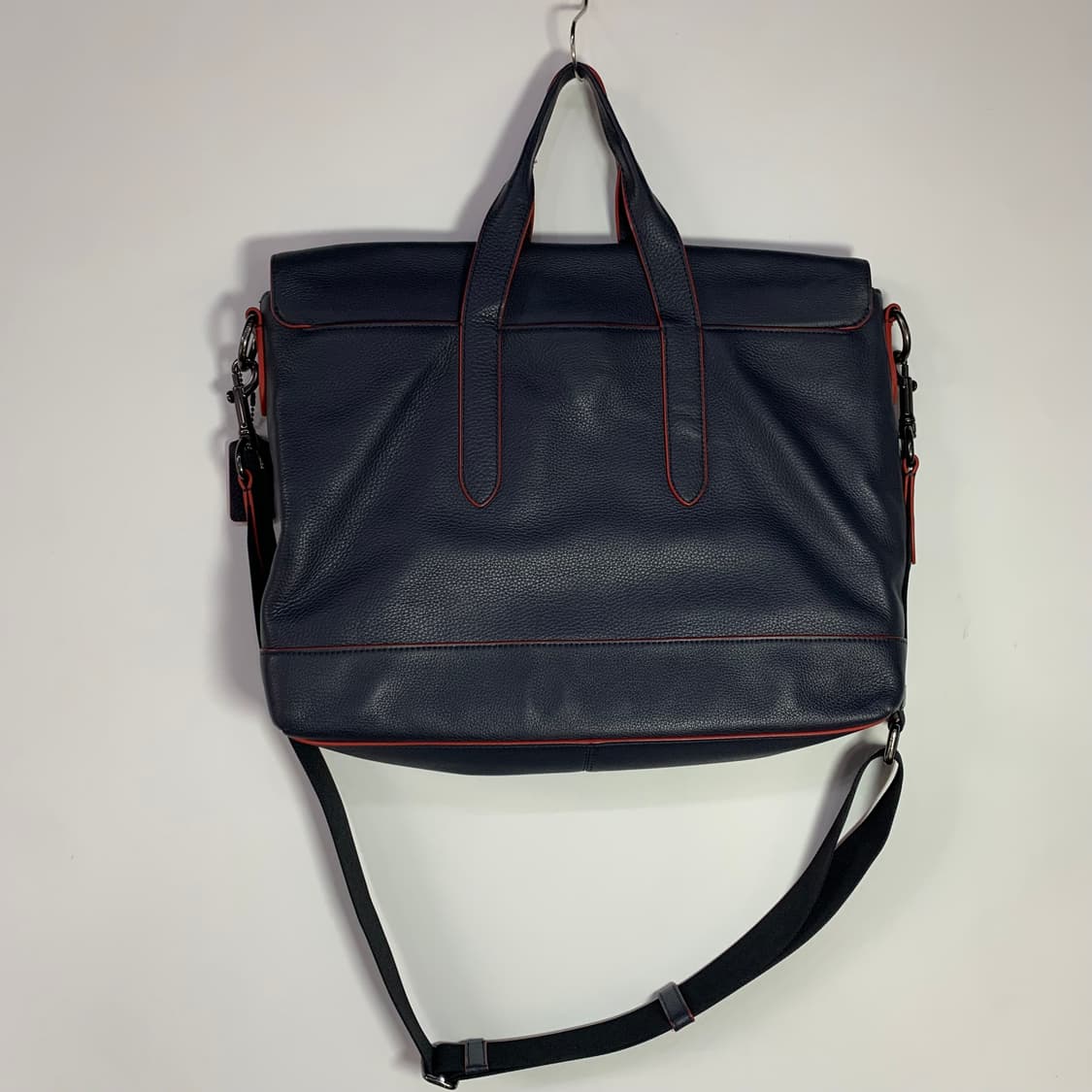 코치 가죽 크로스백 상품이미지3