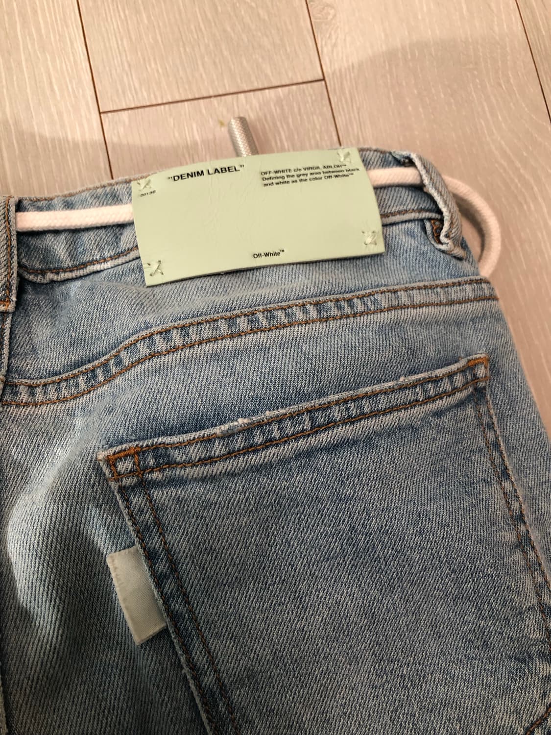 오프화이트 표기(여성25) 상품이미지8