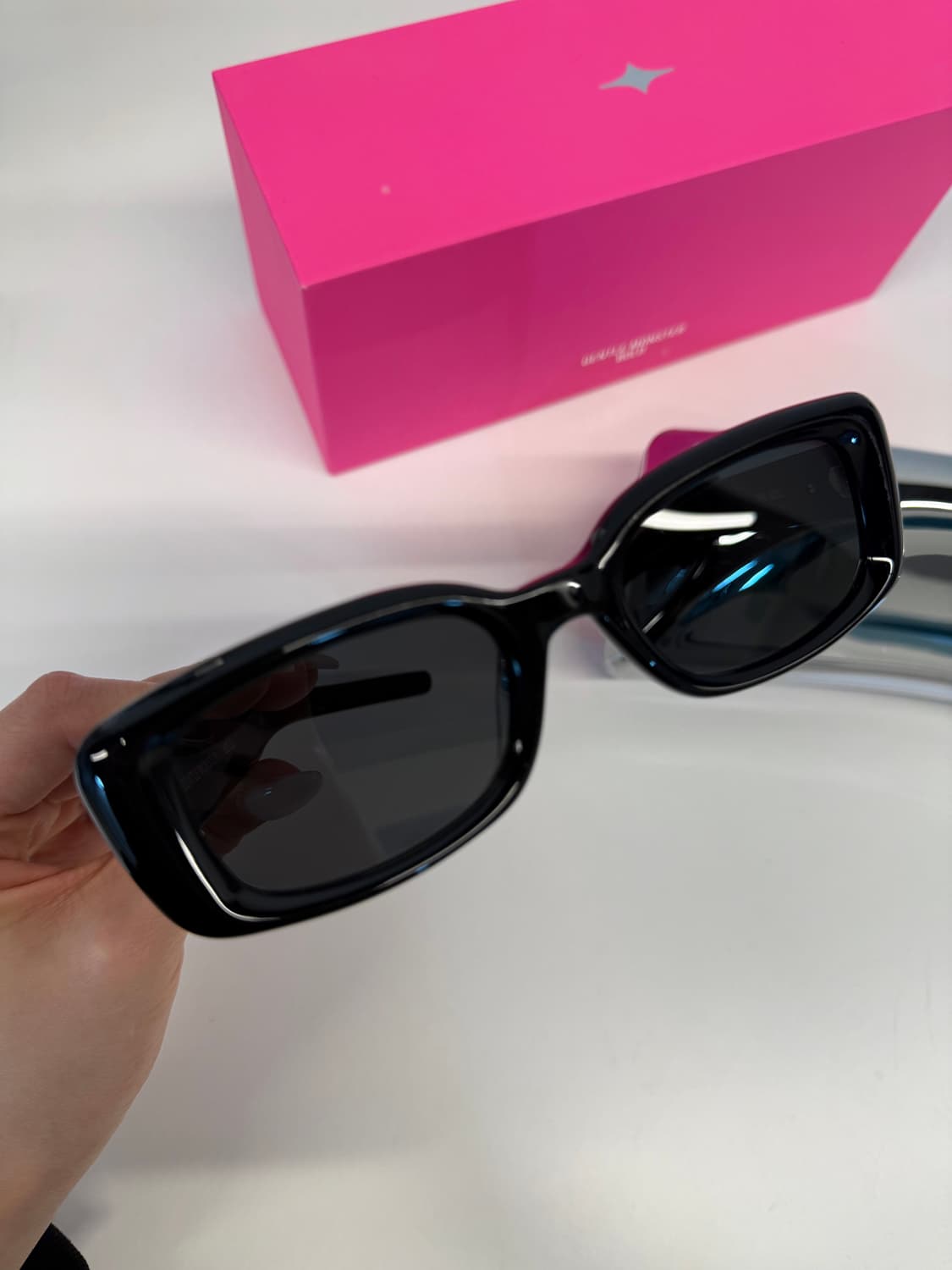 젠틀몬스터 볼드 컬렉션 더 벨 01 상품이미지3