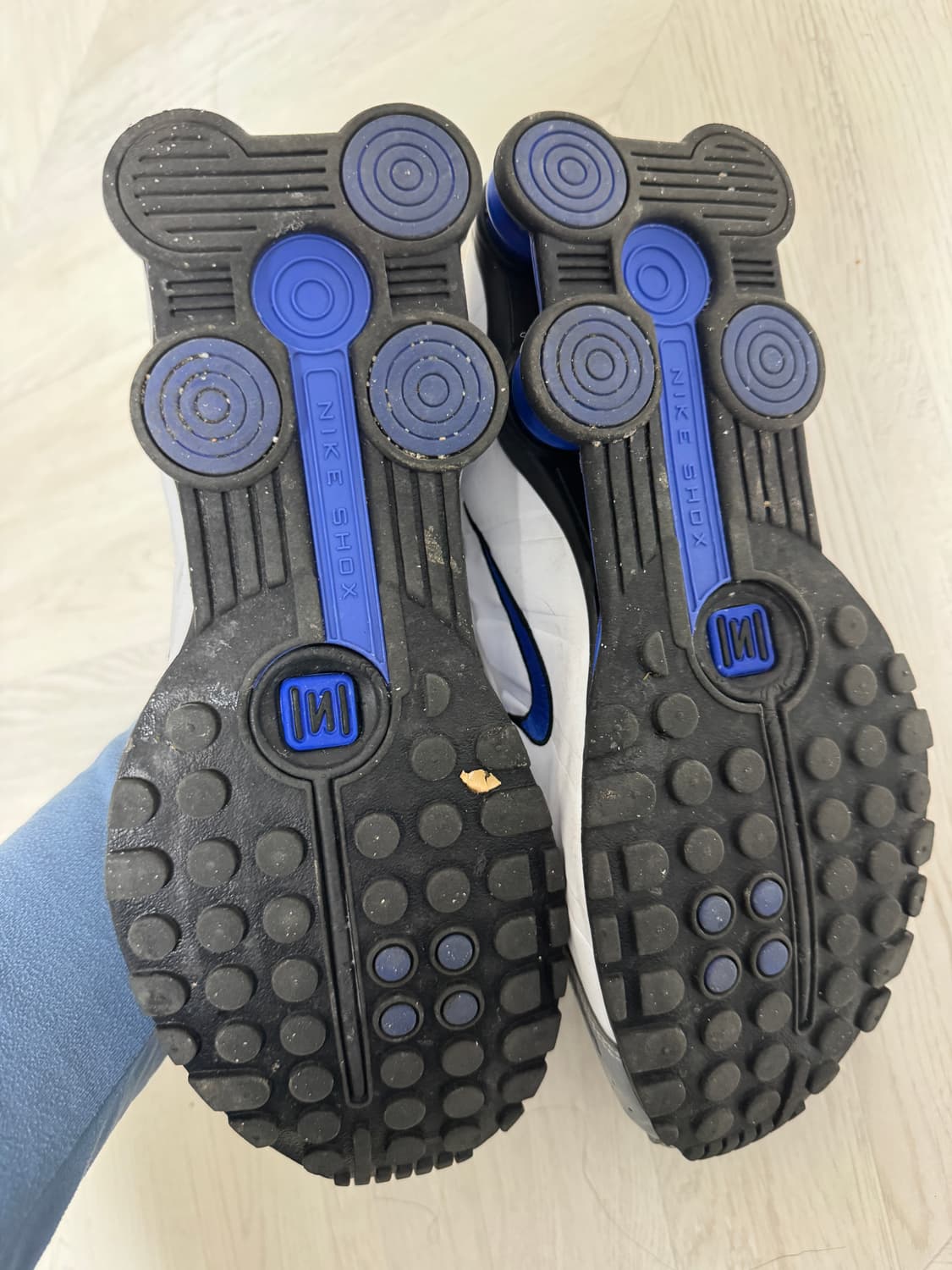 나이키 샥스 R4 화이트 레이서 블루 265mm 상품이미지3