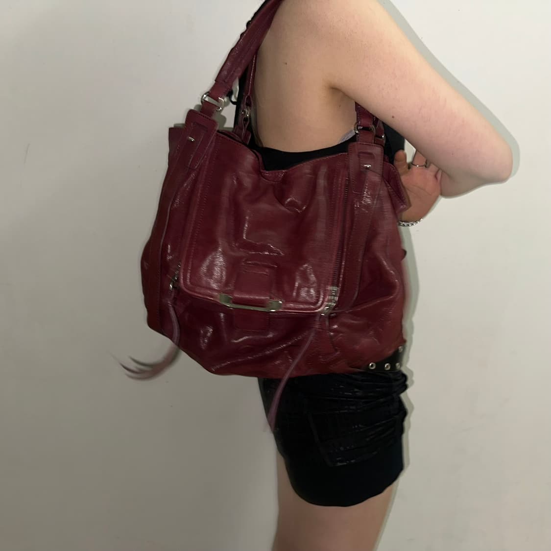 Kooba goat skin shoulder bag 상품이미지3