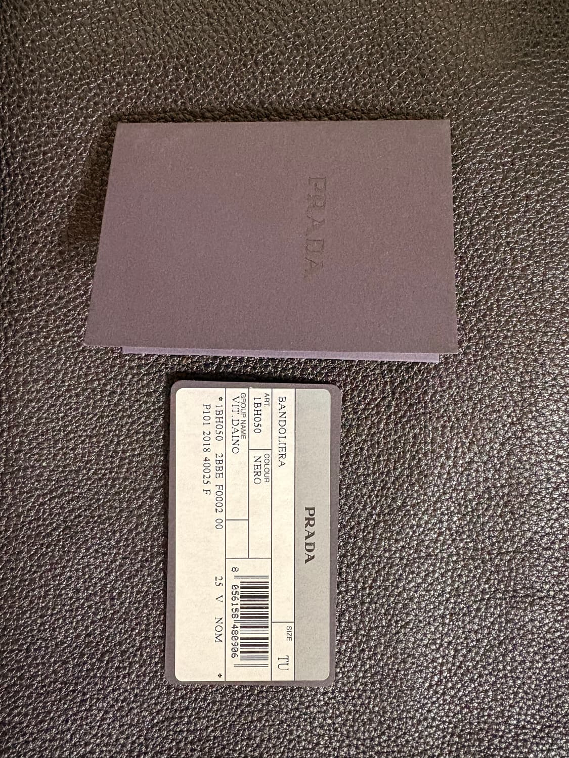 프라다 비텔로 다이노 크로스백 블랙 1BH050 상품이미지7