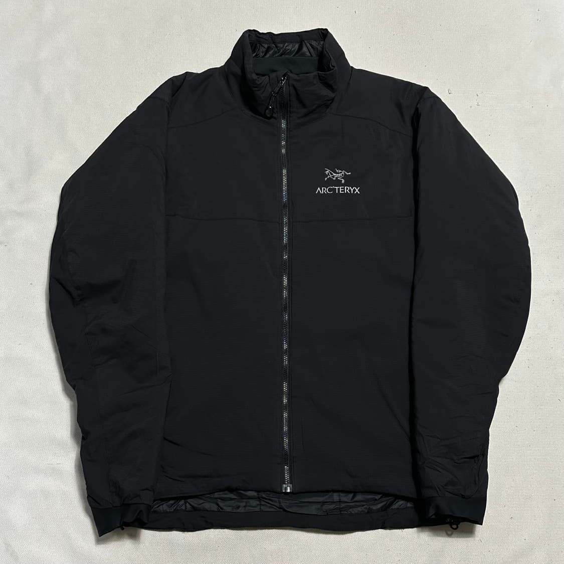 S 아크테릭스 블랙 나일론 점퍼 상품이미지2