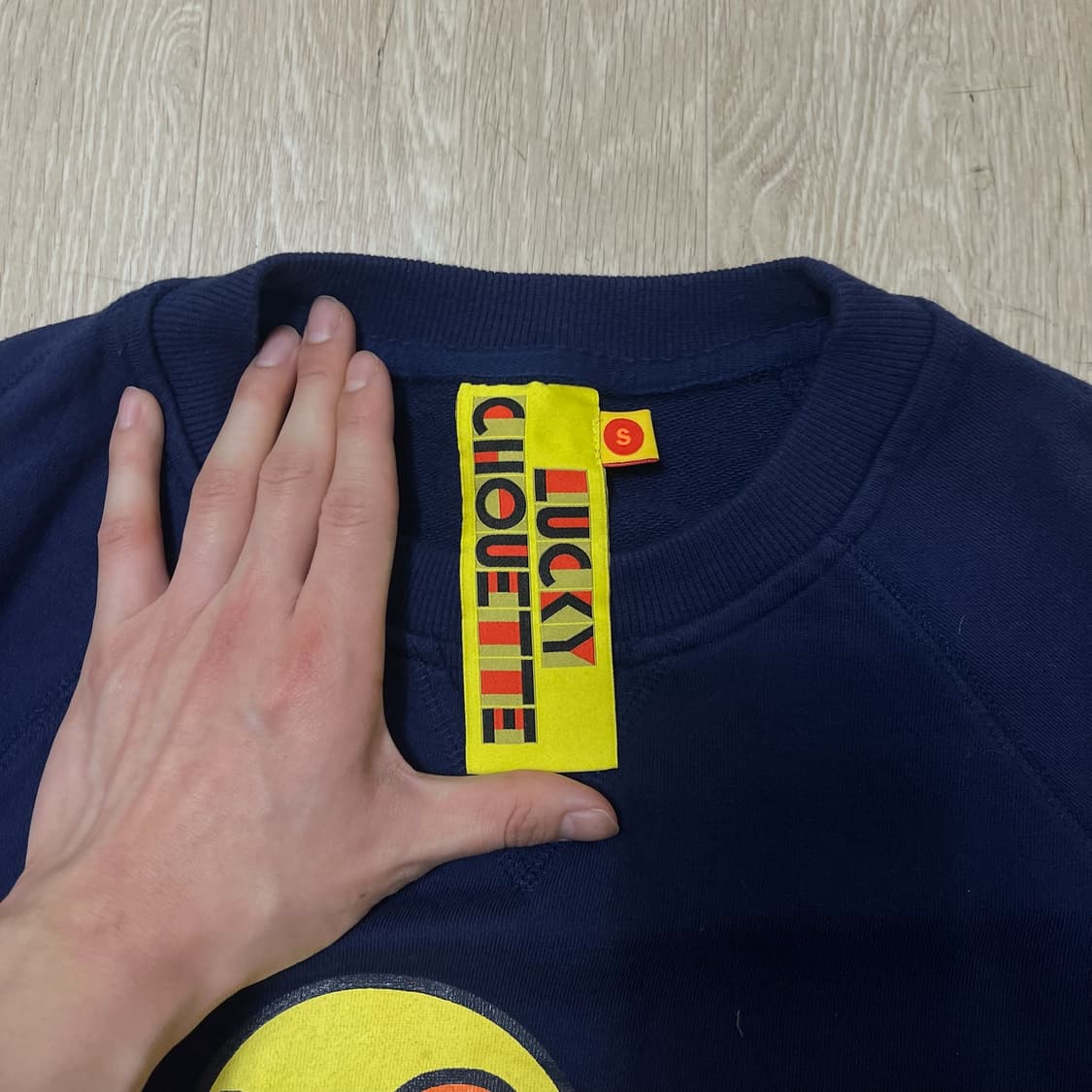 럭키슈에뜨 여성 빅로고 맨투맨 S/90  상품이미지4