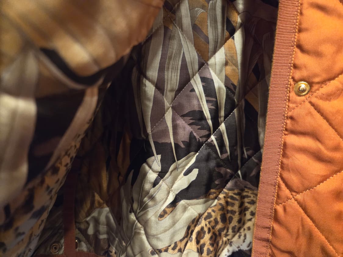 살바토레 페라가모 실크퀼팅자켓 상품이미지7