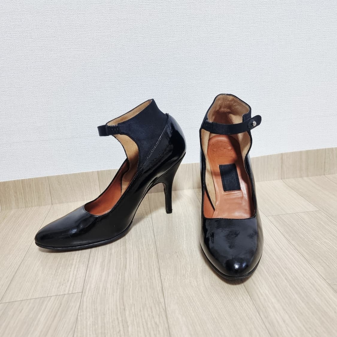 프랑스 랑방 파리 이태리메이드 하이힐 펌프스 구두 (235/36.5)  상품이미지1