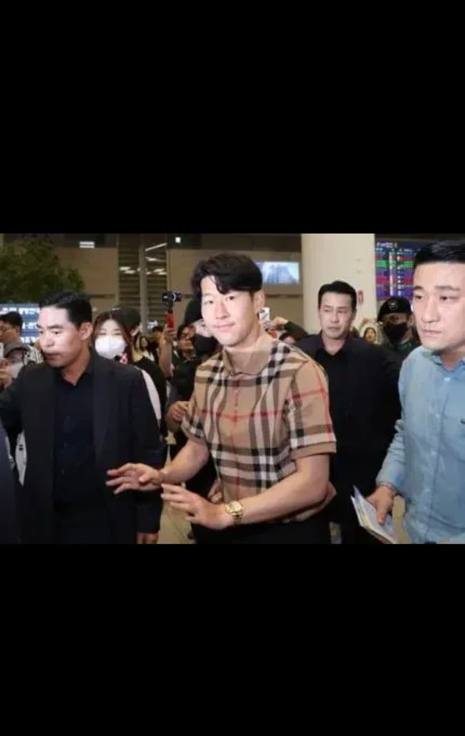 (새상품급)XL 버버리 체크 코튼 자카드 손흥민 폴로셔츠 상품이미지1