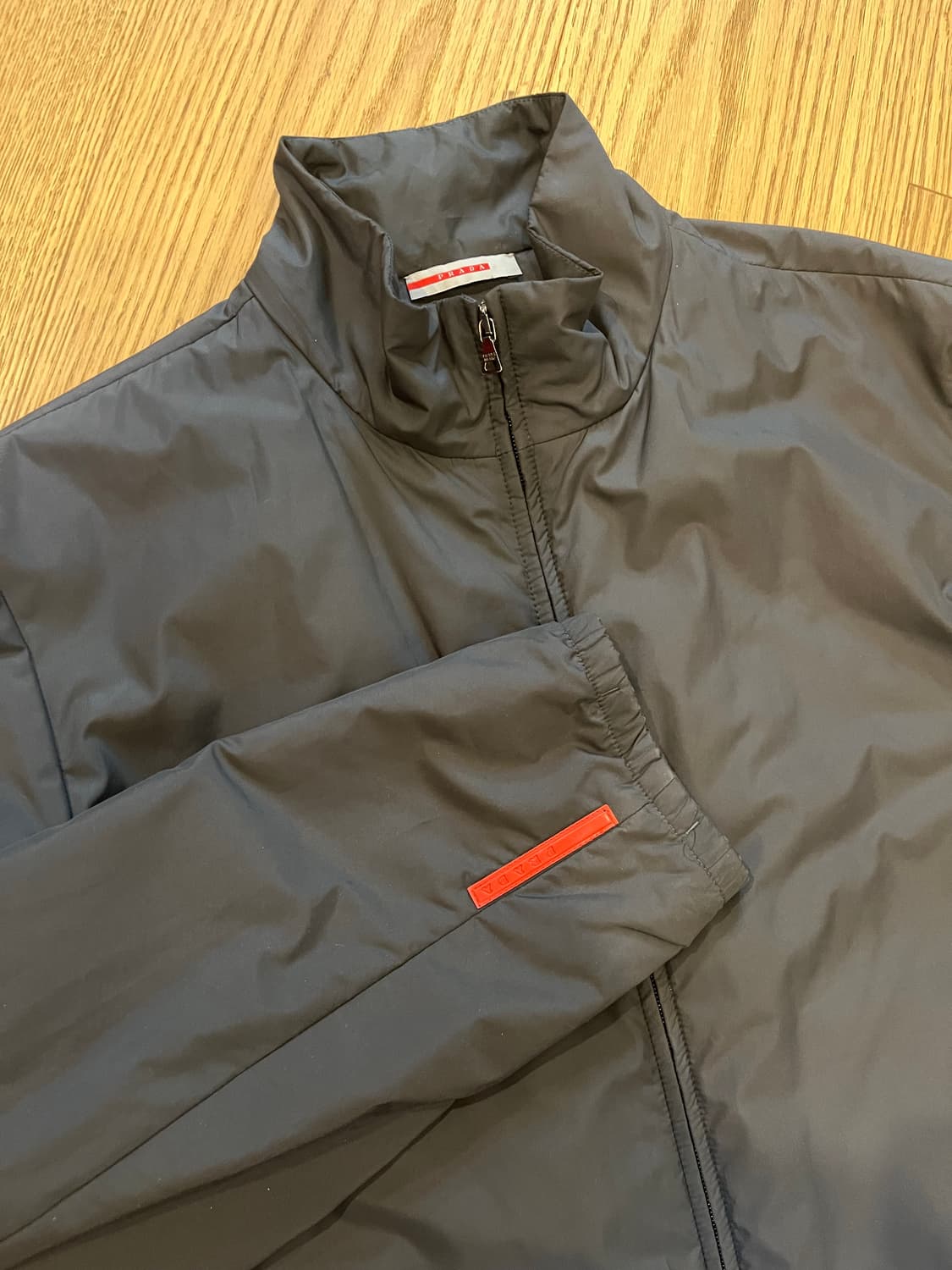 빈티지 프라다 차콜그레이 XXL 상품이미지1