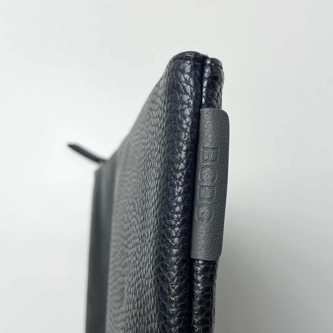 [새상품] BCBG 레더 클러치 상품이미지4