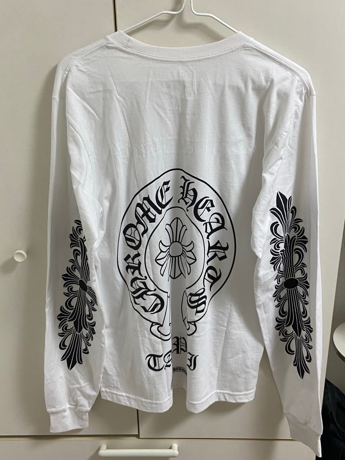 크롬하츠 홀스슈 플로랄 롱슬리브 사이즈 m (풀구성) 상품이미지1