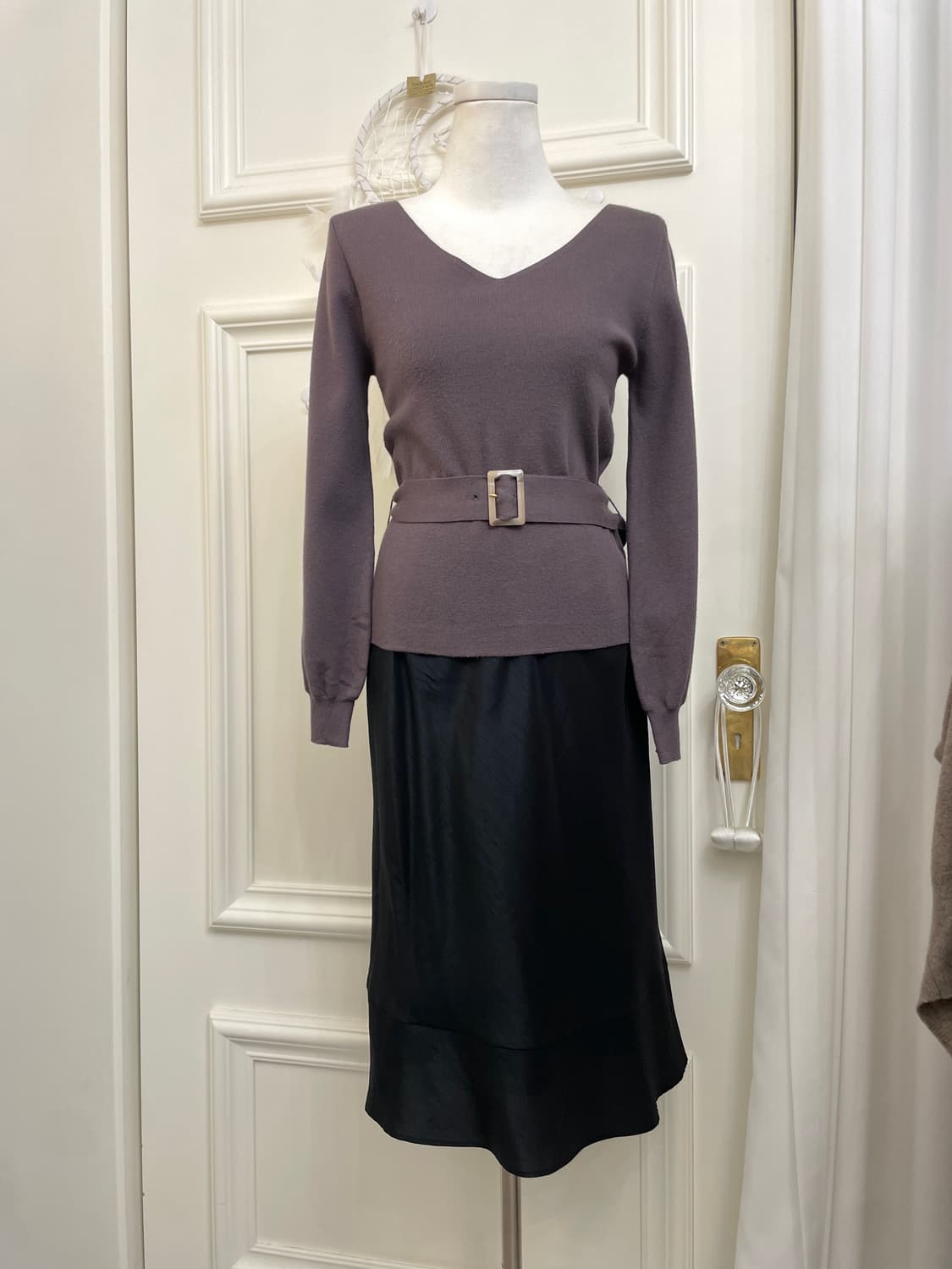 deep purple brown belt point v-neck knit 상품이미지2