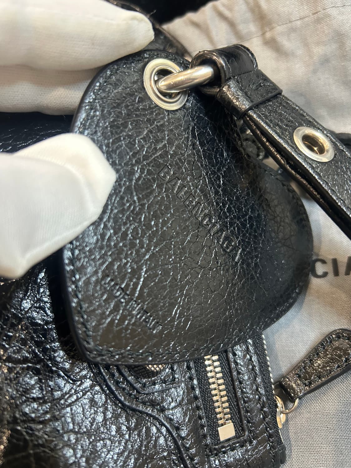 [정품/중고] 발렌시아가 르 카골 XS 슬링백 상품이미지3