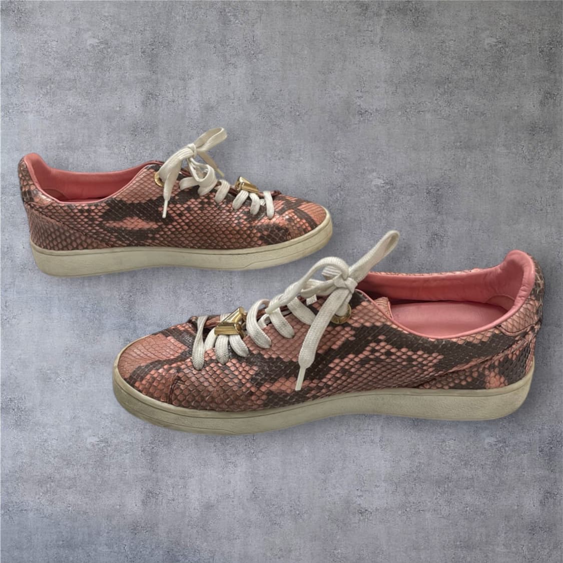 루이비통 Louis vuitton 핑크 파이톤 레더 스니커즈 35 상품이미지3