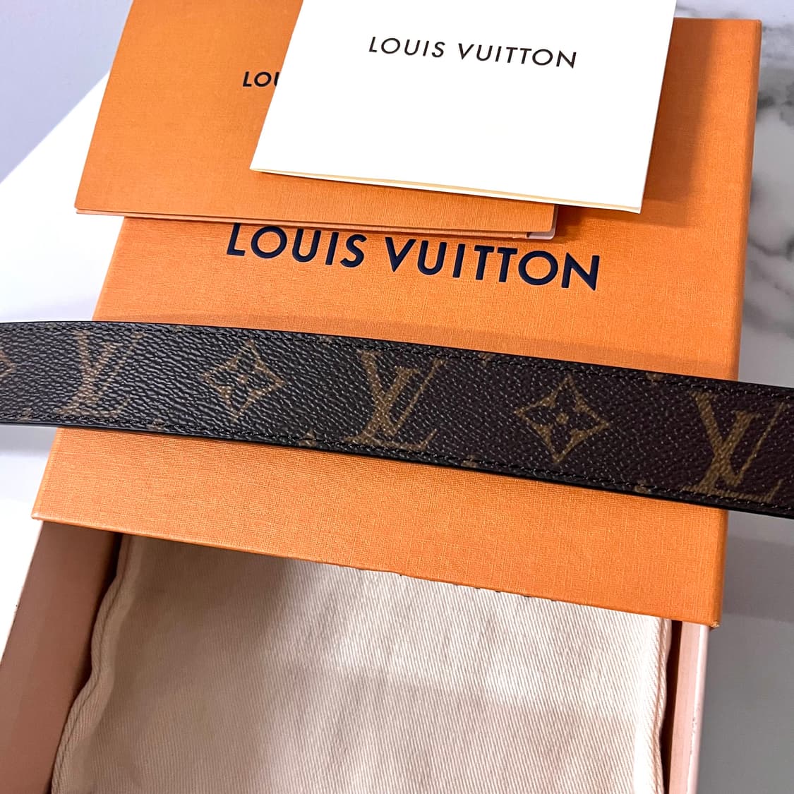 [S급/정품] 루이비통 여성 LV 리버서블 모노그램 양면 벨트 상품이미지4