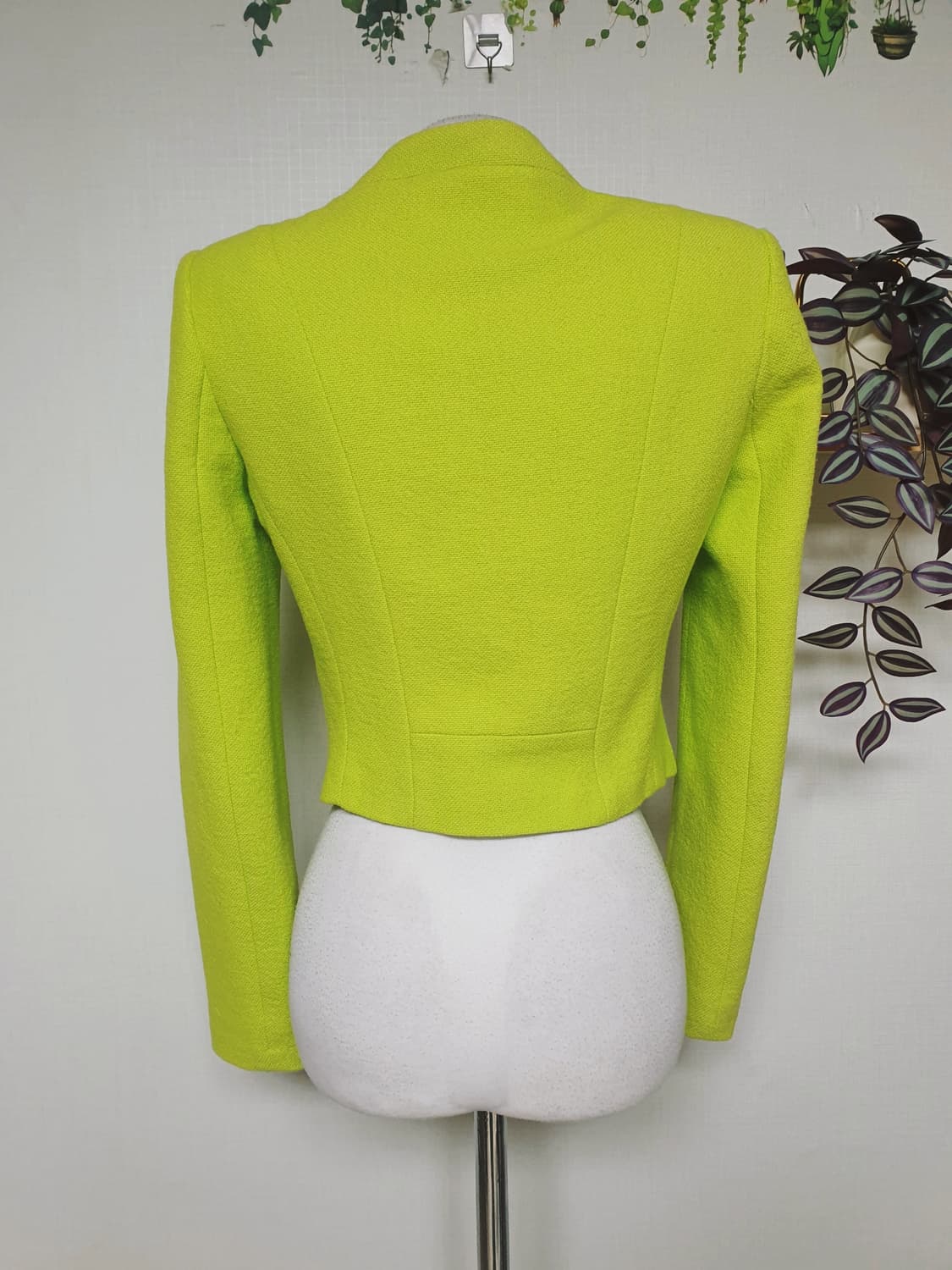 자라 힘있는트위드 라이더자켓 66 크롭 라임 M 상품이미지8