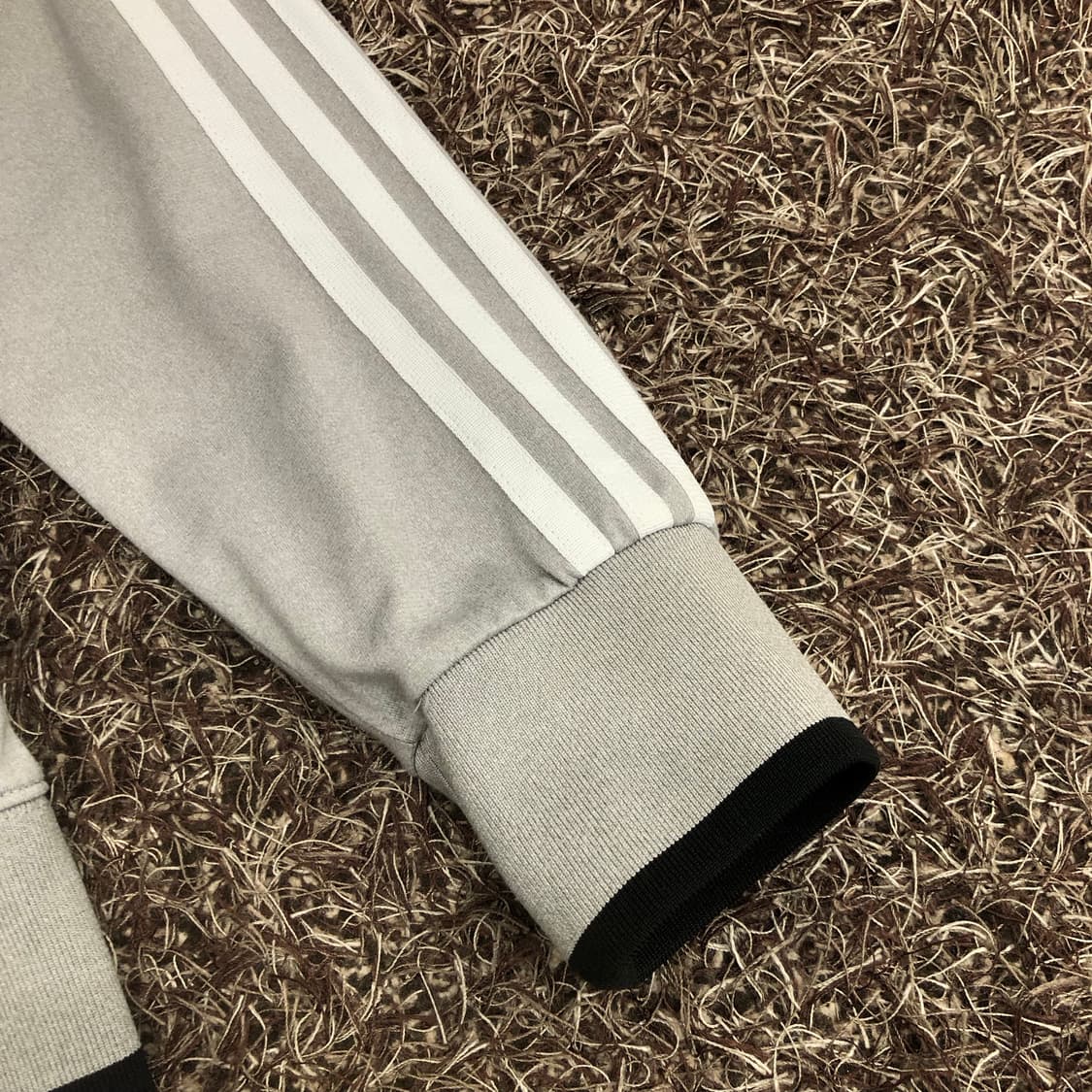 대장 아디다스 레알마드리드 그레이 져지 트랙탑 상품이미지3