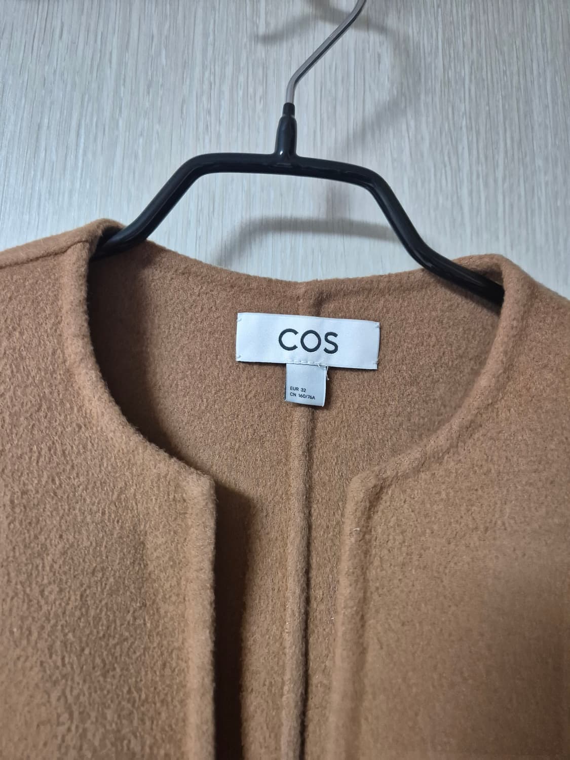 코스 COS 브이넥 슬리브리스 탑 울베스트 32 상품이미지5