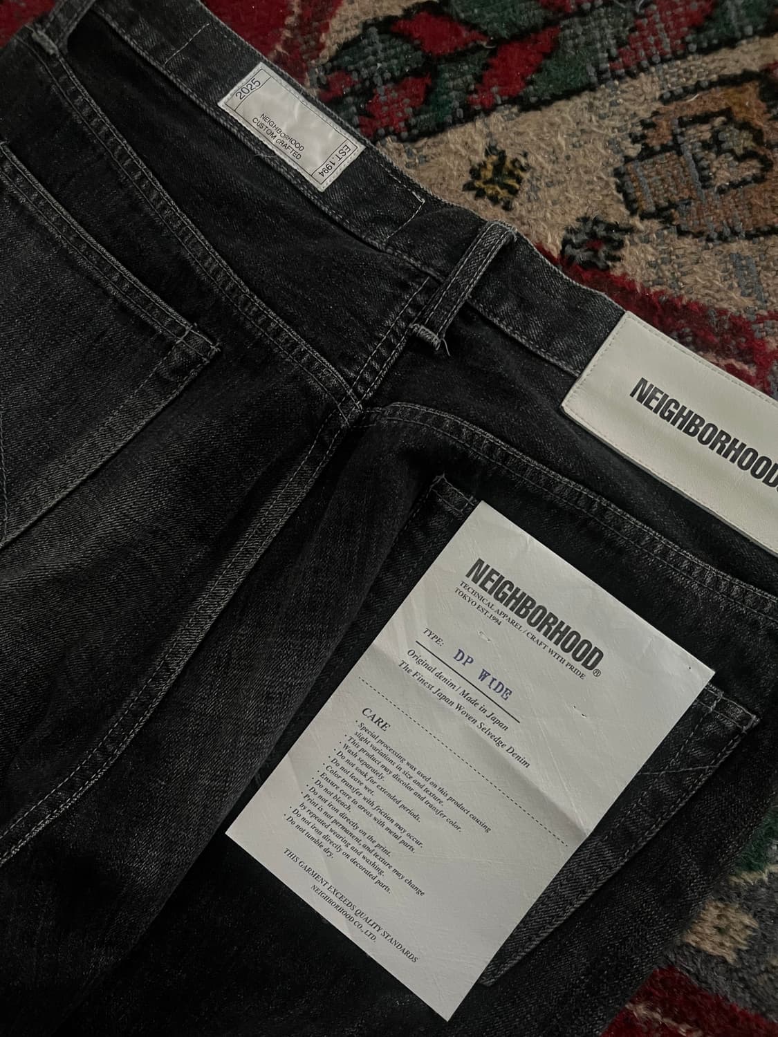 네이버후드 워시드 데님 DP 와이드 팬츠 블랙 상품이미지2
