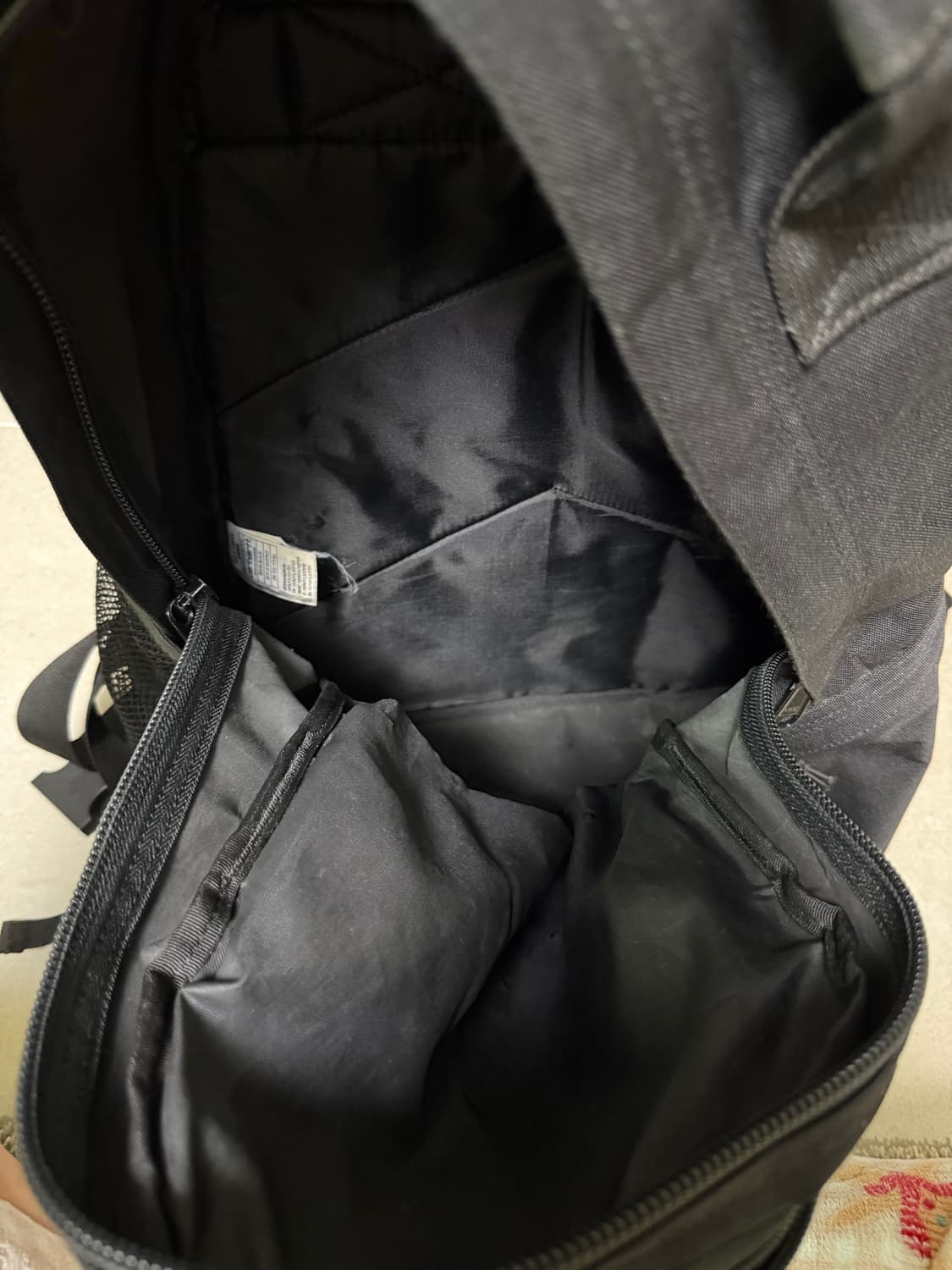 칼하트 킥플립 백팩 상품이미지4