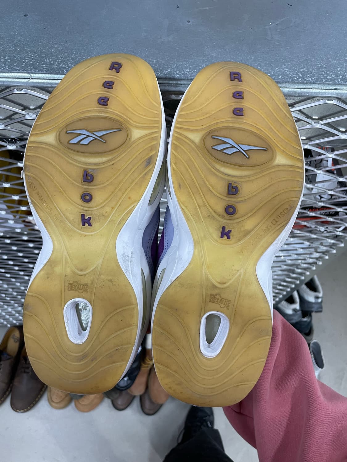 리복 x bbc 아이스크림 퀘스천 로우  280 상품이미지6