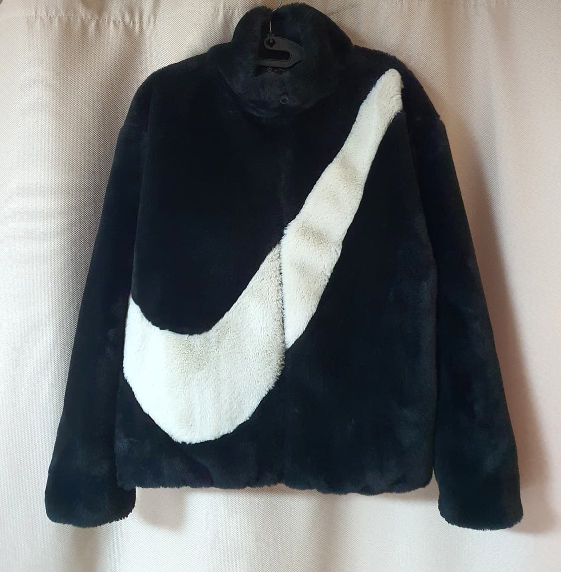 (새상품) 나이키 여성 퍼 자켓 66 상품이미지1